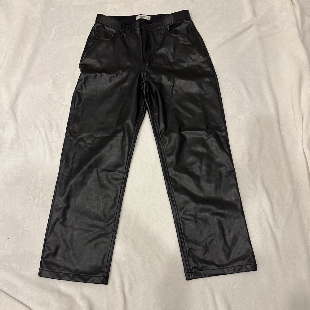 ABERCROMBIE & FITCH 90'S RELAXED VEGAN LEATHER CURVE LOVE PANTS 32 - Picture 6 of 9
